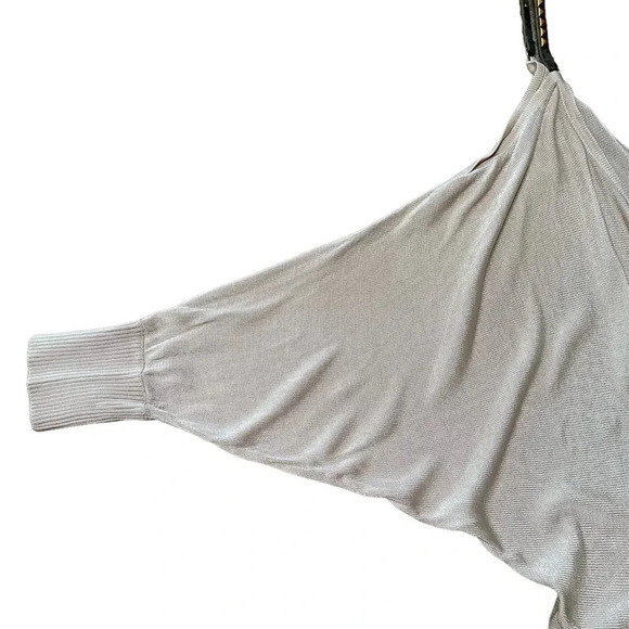 Spaghetti Strap Creme 3/4th Sleeves Top BNWT - Picture 4 of 7